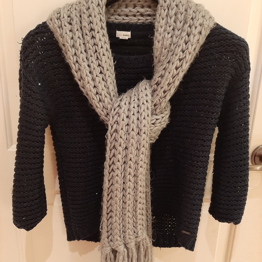 Garage Sweater Xs